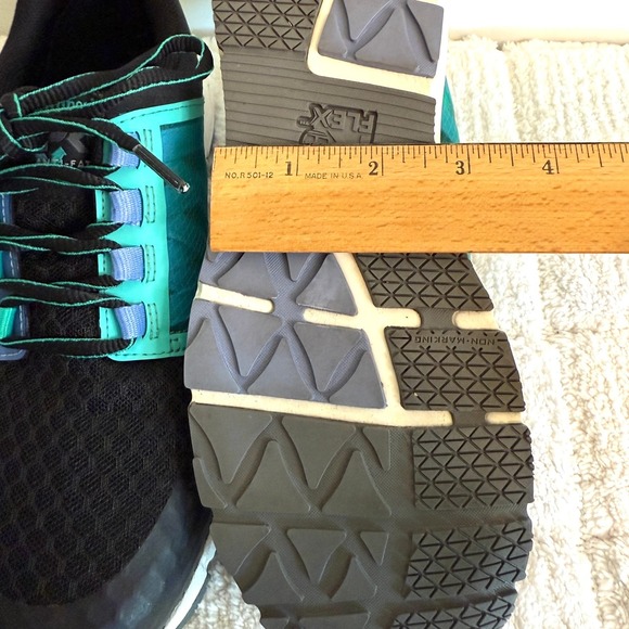 Timberland Pro Womens 7.5 Work Shoes Composite Toe Hiking Trails Outdoors Rugged - Picture 13 of 15